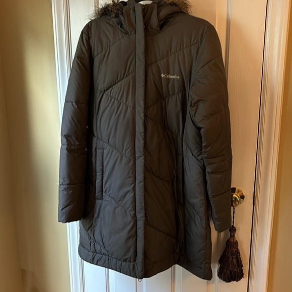 Columbia parka - size L - Picture 3 of 7